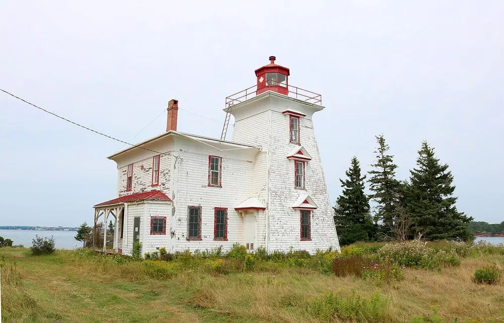 Blockhouse Point Lighthouse