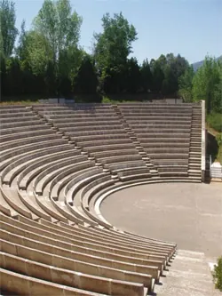 Sainopouleio Amphitheatro