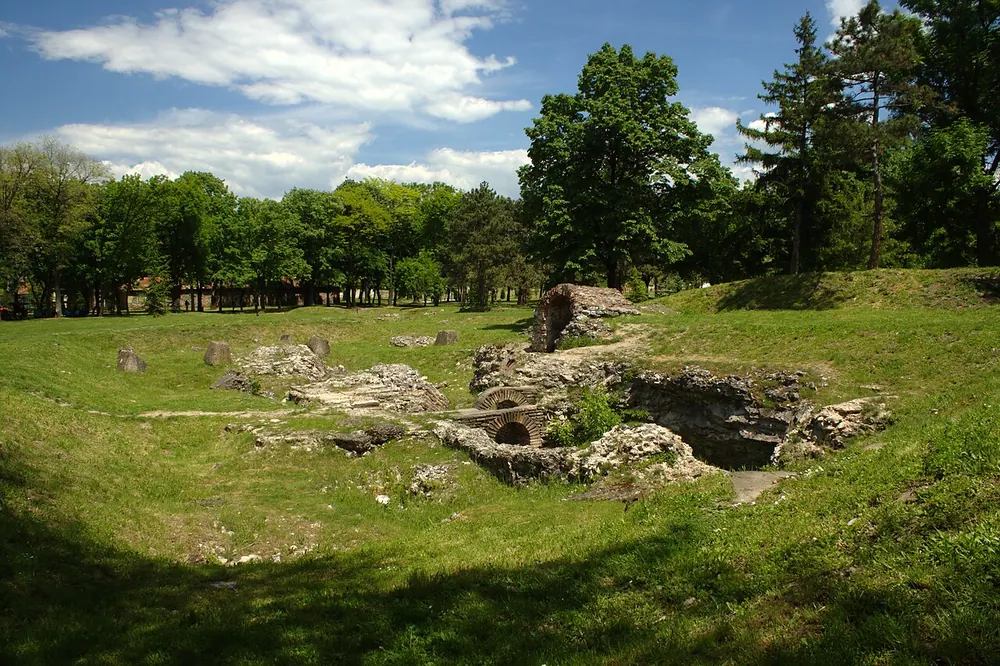 Gradjevina pod svodovima i bazilika