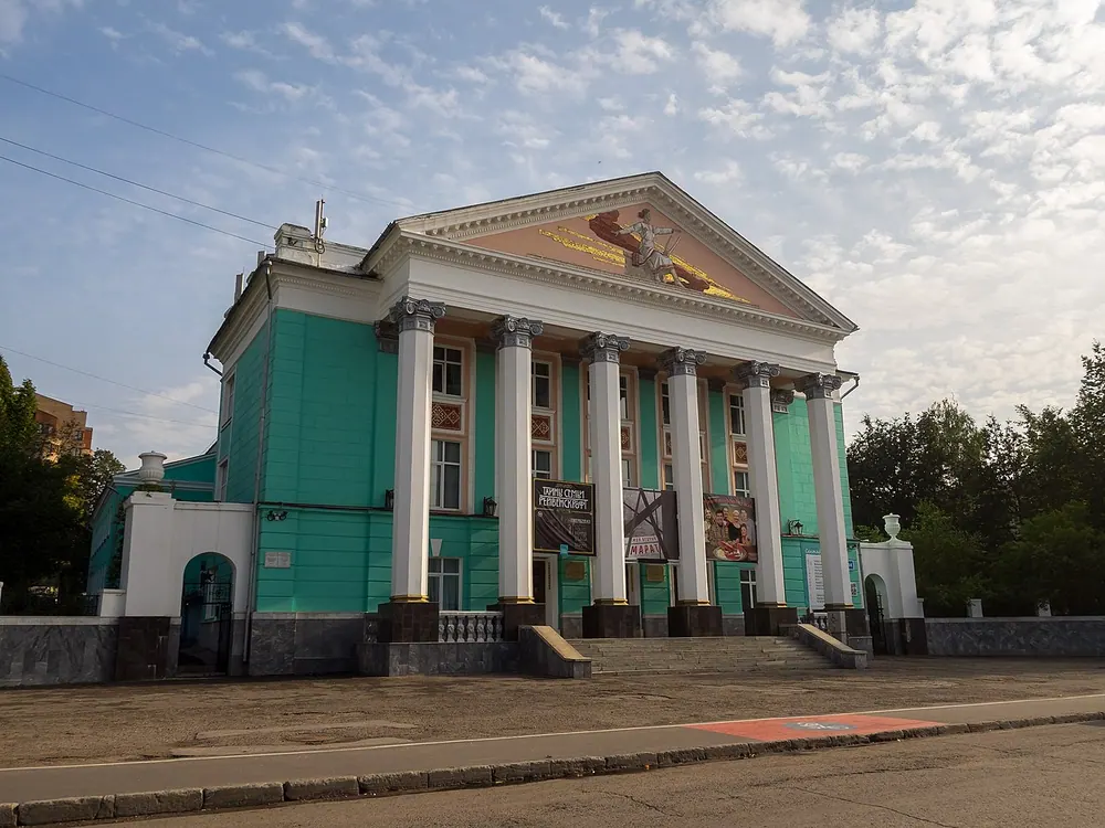 Russkii dramaticheskii teatr