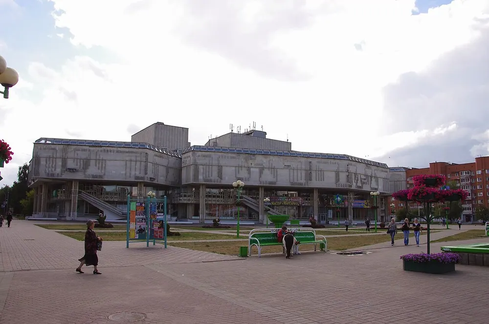 Iaroslavskii gosudarstvennyi teatr iunogo zritelia imeni V. S. Rozova